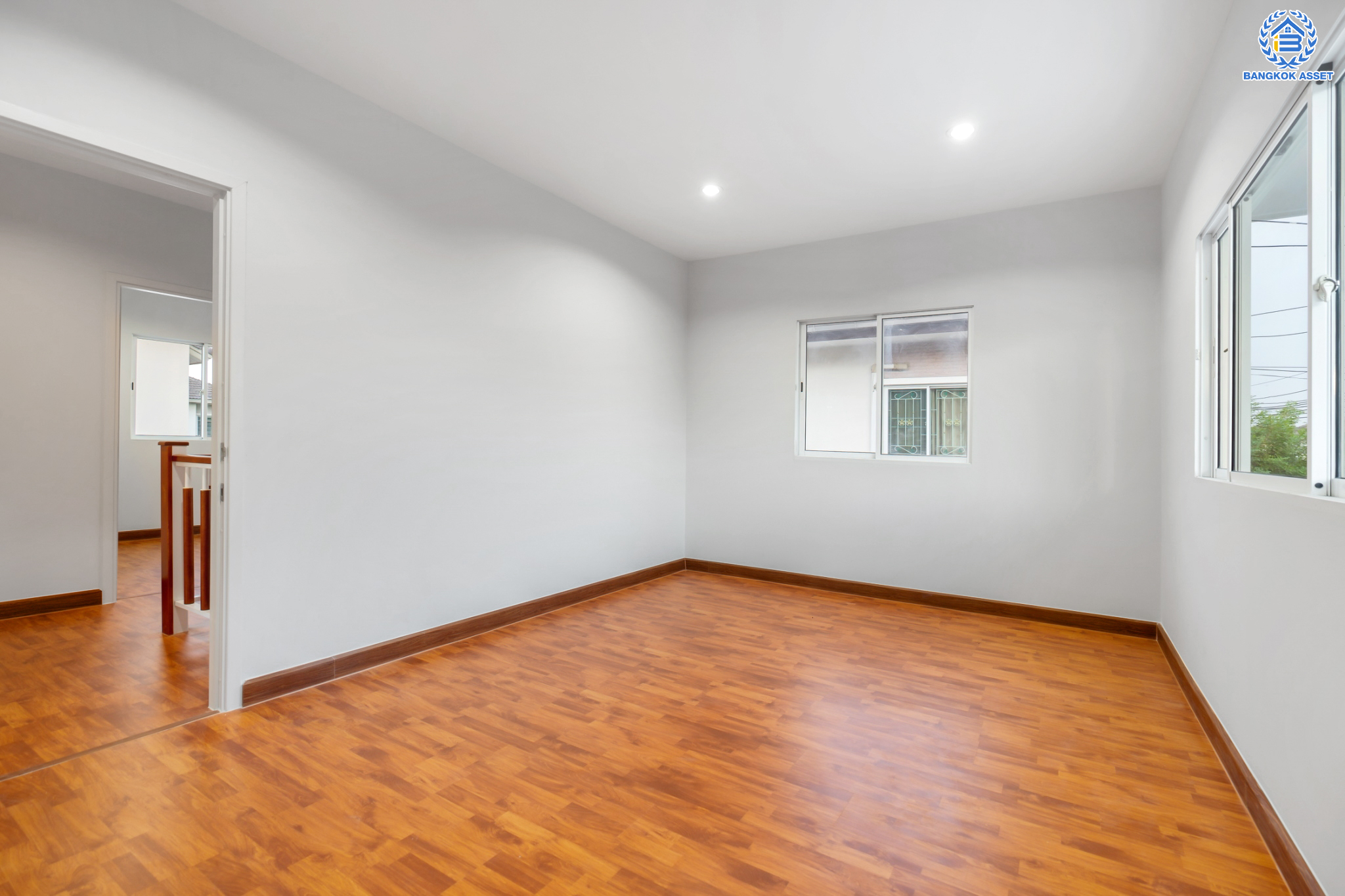 บ้านมือสองตกแต่งใหม่ โครงการ เดอะแพลนท์ ราชพฤกษ์-พระราม5 #หลังมุม! เนื้อที่ 51.2 ตร.ว. ฟังก์ชัน 3 ห้องนอน 2 ห้องน้ำ จอดรถได้ 2 คัน บนทำเลศักยภาพ เดินทางสะดวก ใกล้วงเวียนพระราม5, The Walk, ทางด่วน ศรีรัช และรถไฟฟ้าสายสีม่วง "สถานีบางรักใหญ่"